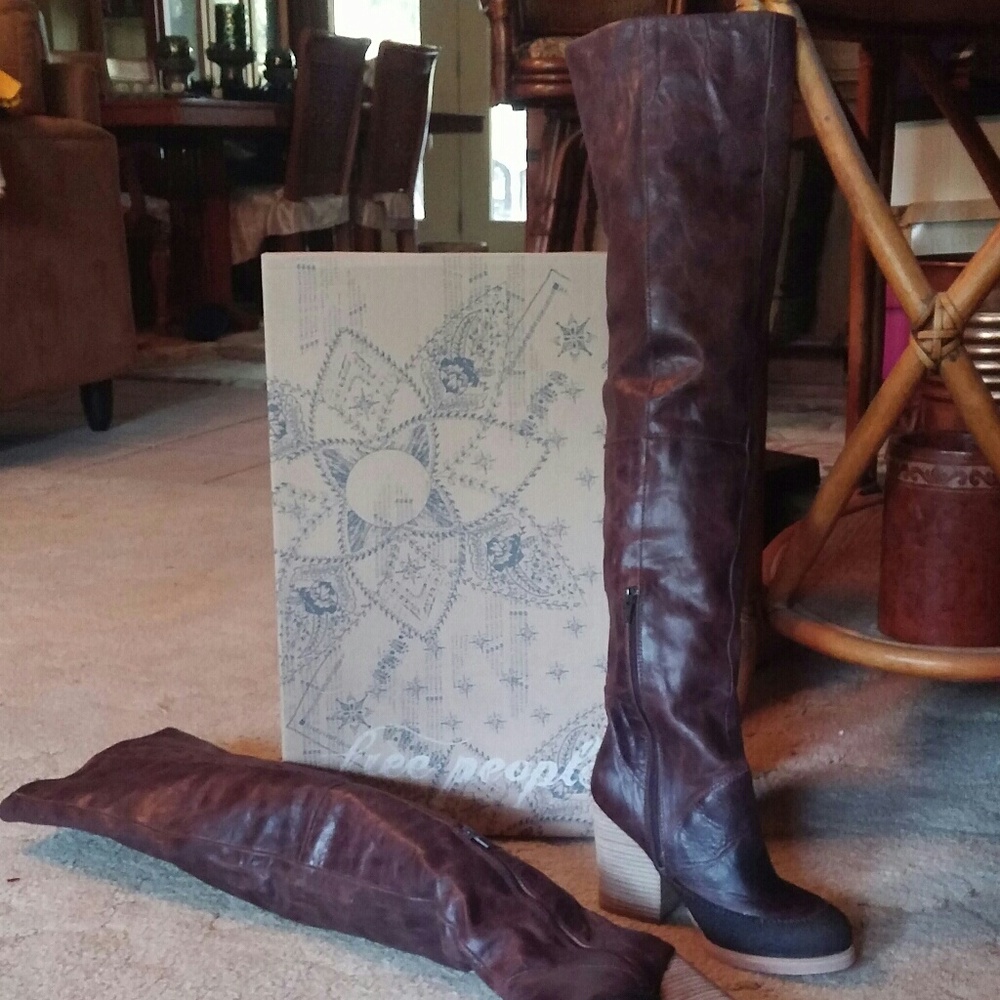 FREE PEOPLE "ESTATE" BOOTS